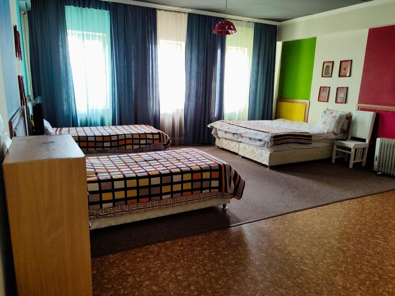 Strelets Bishkek Exterior foto